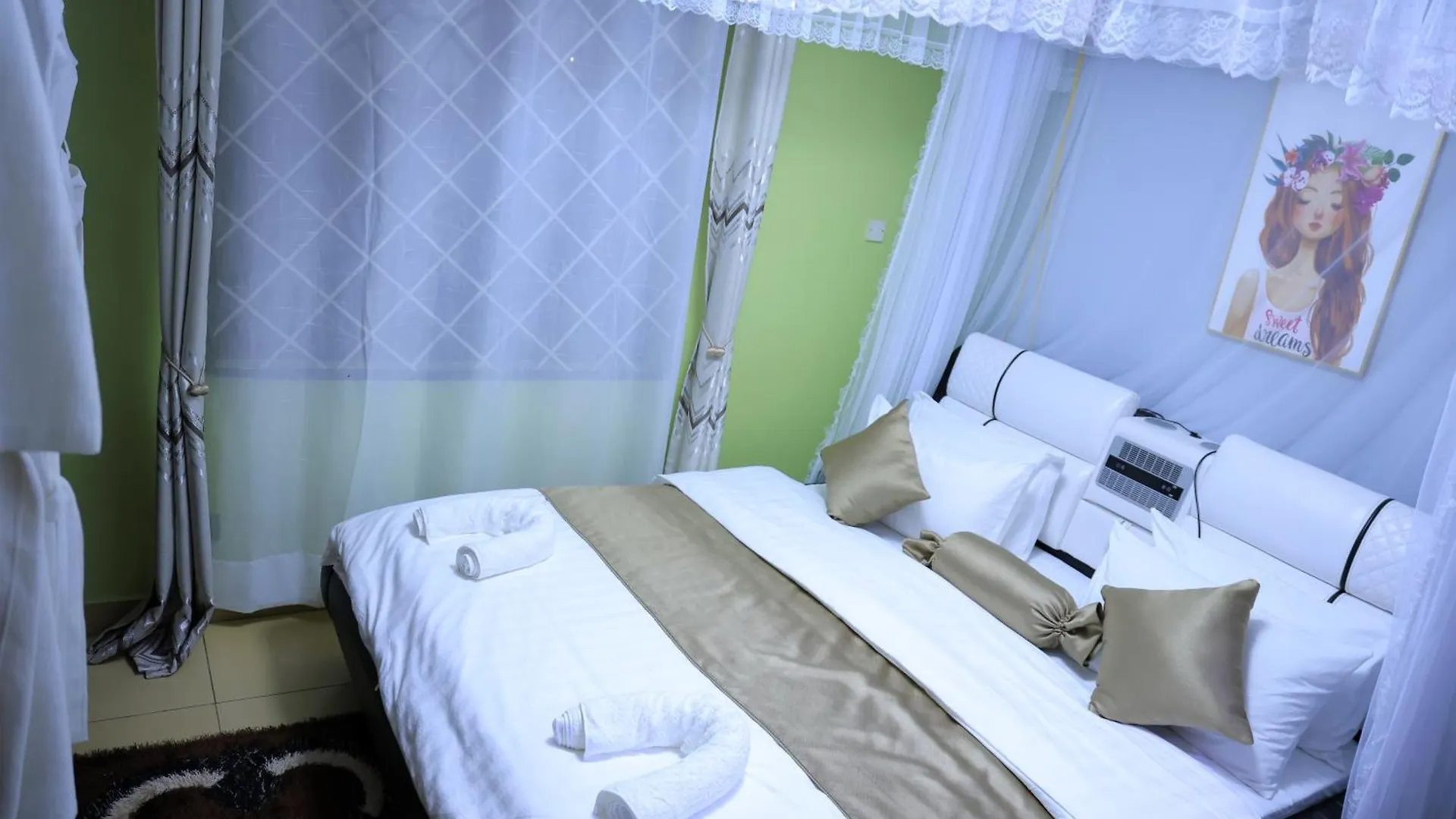 Ag Homes Kampala 0*,